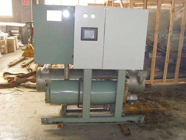 陈场镇酒店中央空调不停机清洗方法介绍